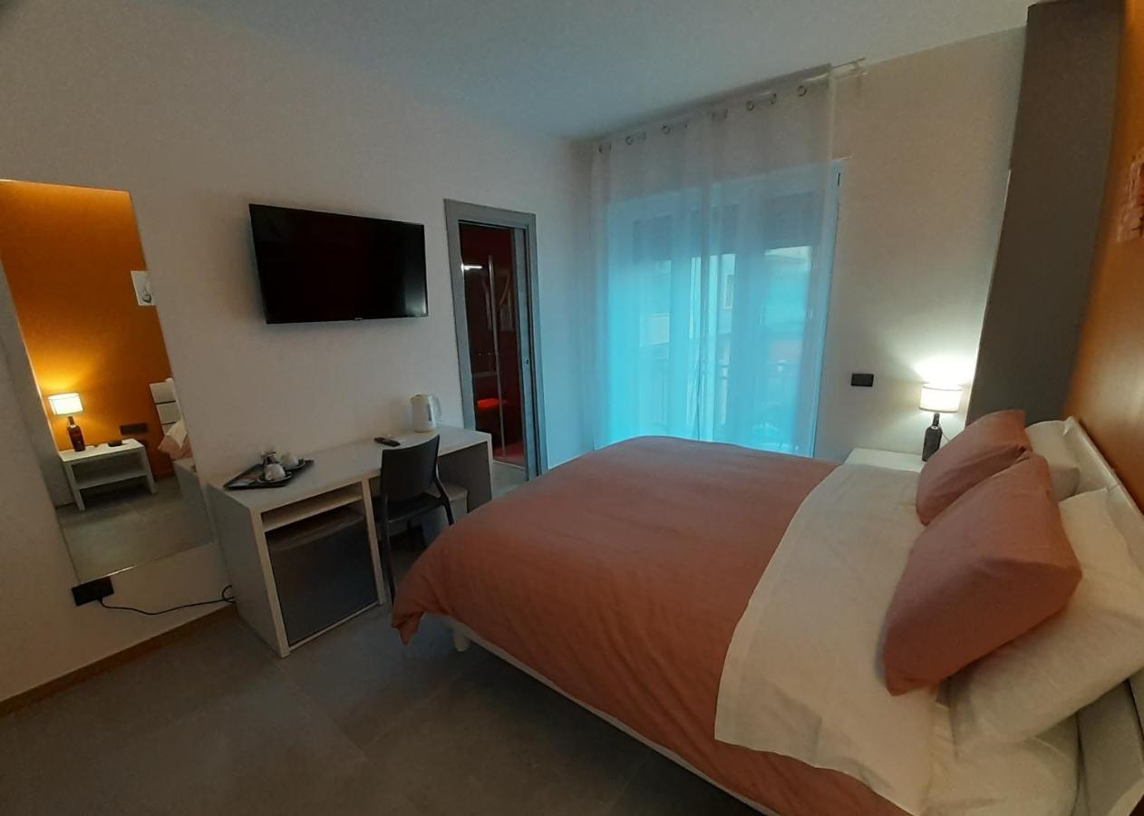 I 4 Calici Bed & Breakfast Salerno Bagian luar foto